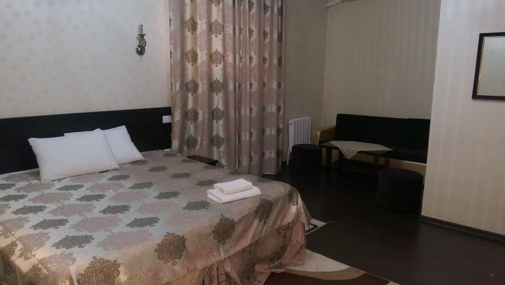 Home Hotel Astana Eksteriør billede